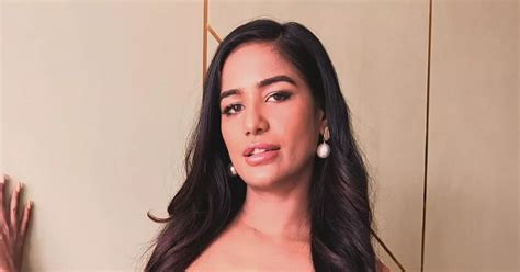 poonam pandey|Bollywood model Poonam Pandey dies aged 32 due to cervical。